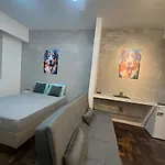 Excelente Perto Do Aeroporto E Metro E 3 Km Das Praias